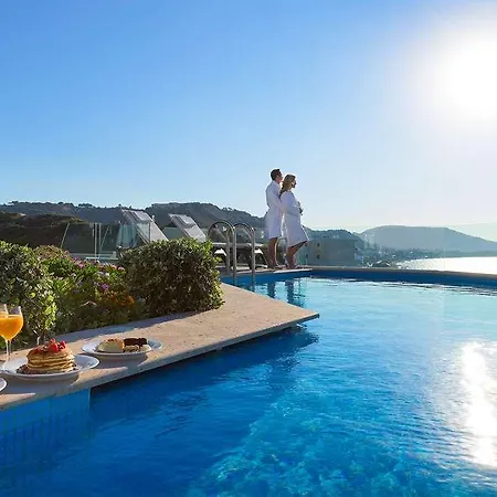 Atrium Platinum Luxury And Rhodes City